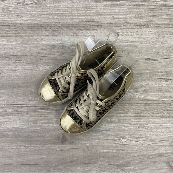 Michael Kors Kid’s Gold Logo Sneaker - Picture 2 of 9